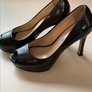Anne Klein Serafina Navy Blue Peep Toe Pumps 7M